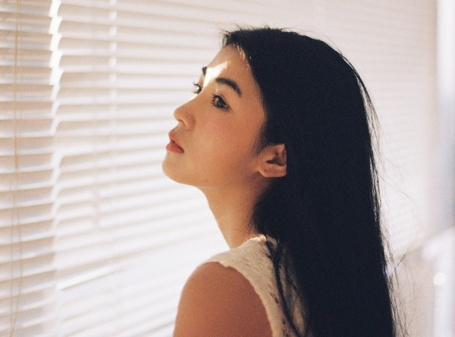 Hot girl 9X mang nét đẹp cổ điển như mỹ nhân TVB thập niên 90